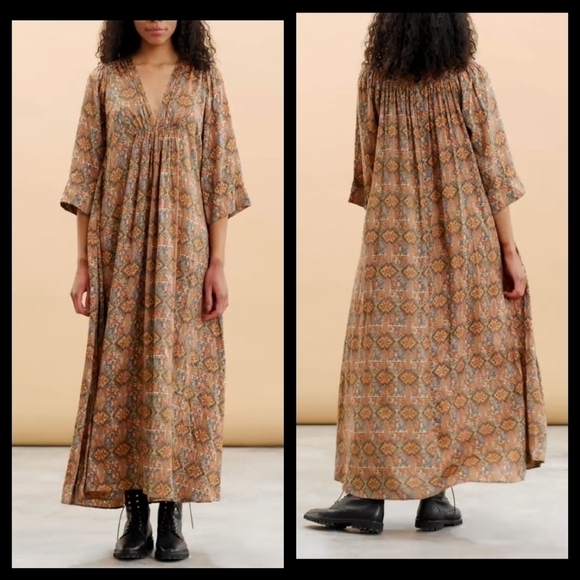 BY Timo Delicate V-Neck Dress – Emerald - Picture 1 of 10